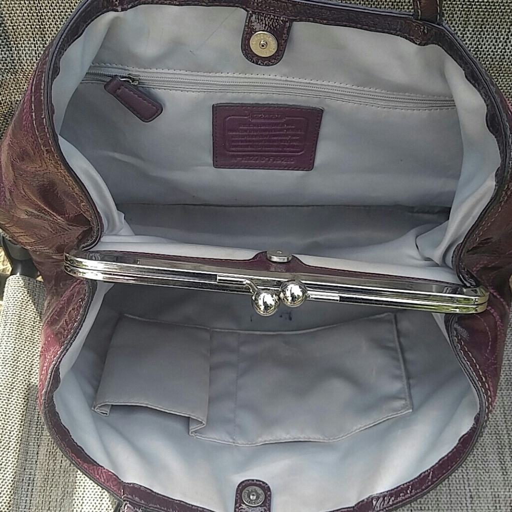 👜Coach purse👛 - Picture 3 of 8